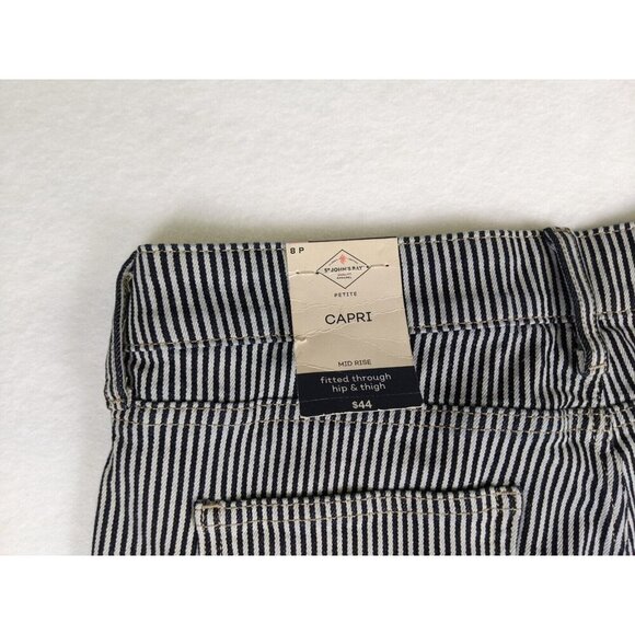 St. John's Bay Women's Jeans Size 8P Blue & White Striped Denim Capri - Picture 13 of 14